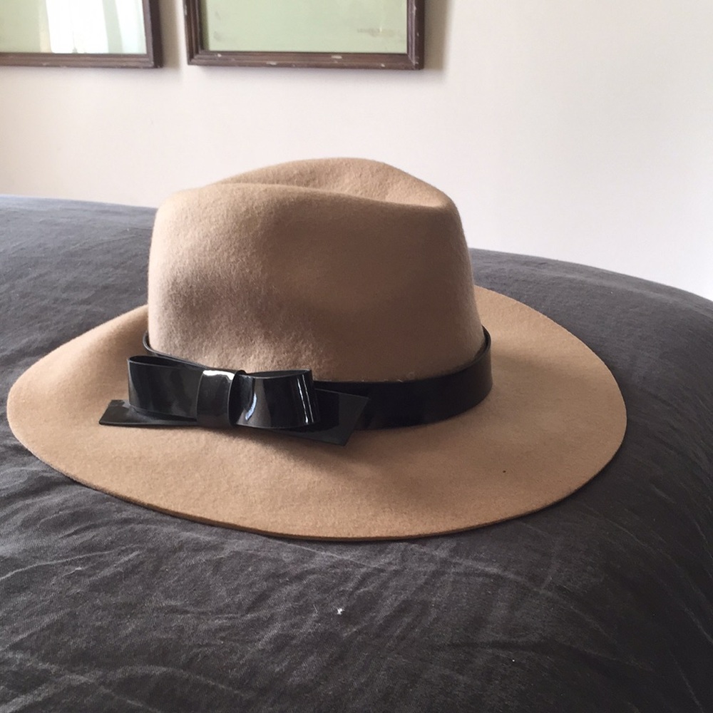 Kate Spade Tan Hat with Bow